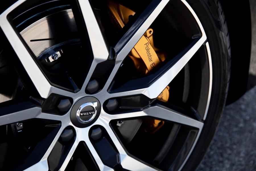Колеса Volvo S60 Polestar Engineered 2018 года  (NA) (фото 7 из 30)